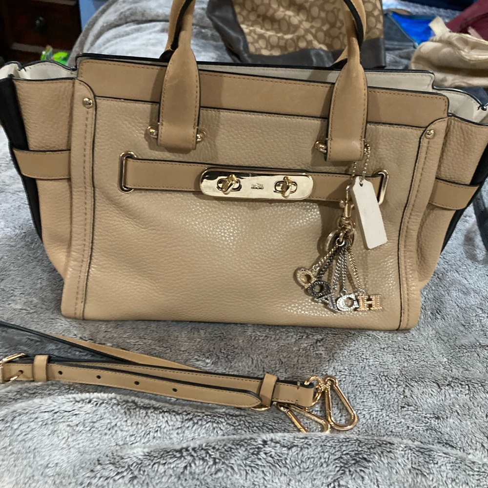 Coach 1941 swagger satchel & keychain charm bundle - Picture 4 of 9
